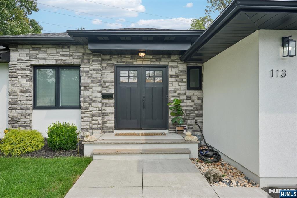 113 Country Lane