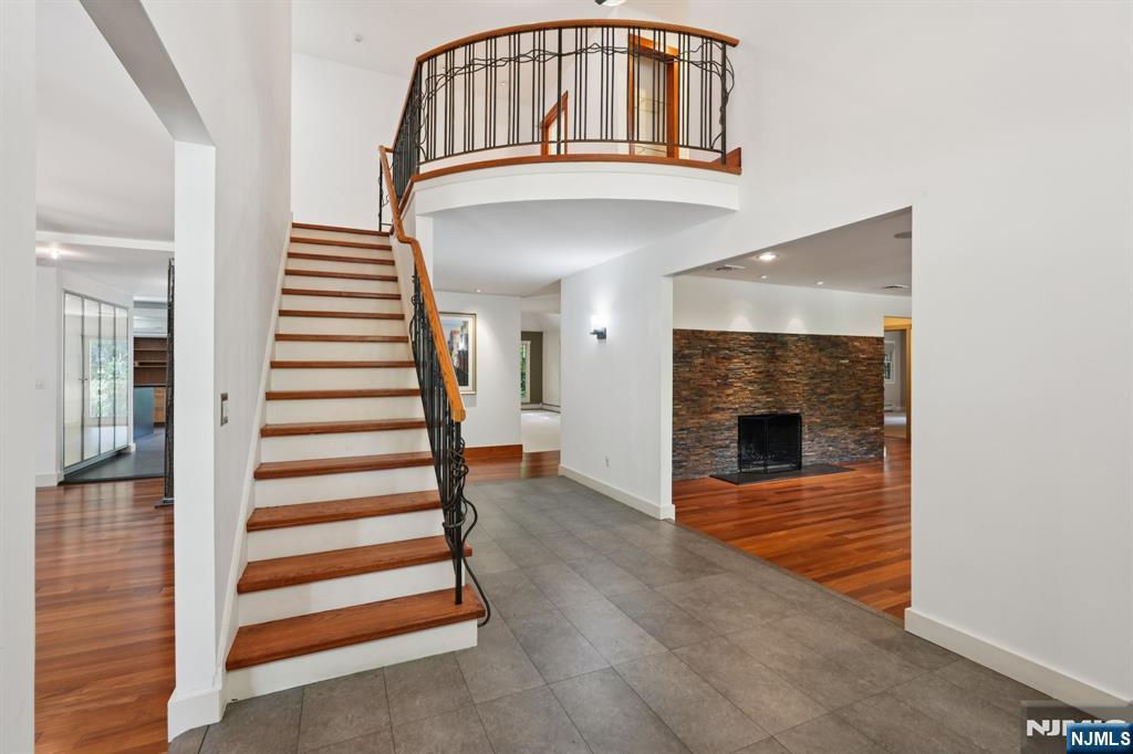 275 Gregory Road