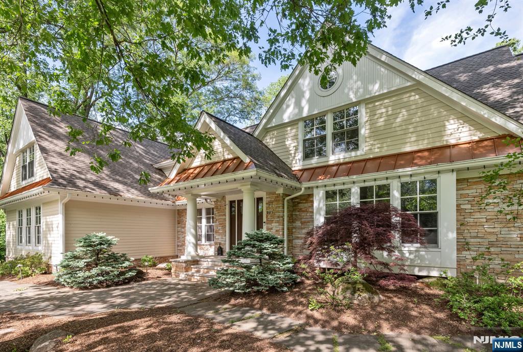 275 Gregory Road