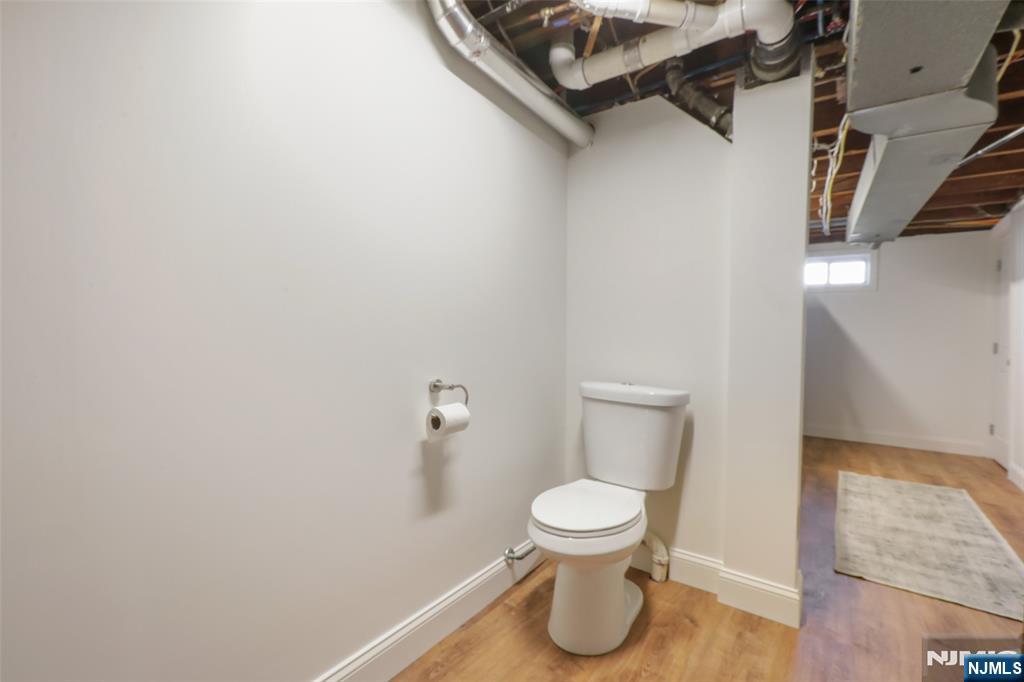 9-06 Mason Place