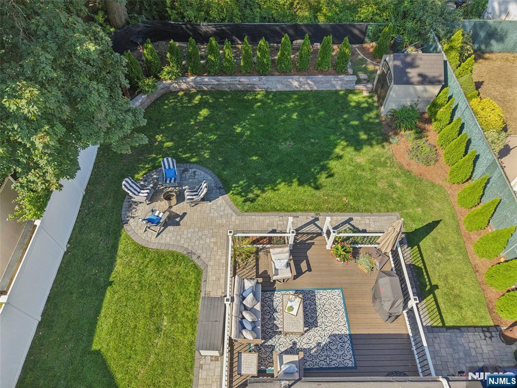 9-06 Mason Place