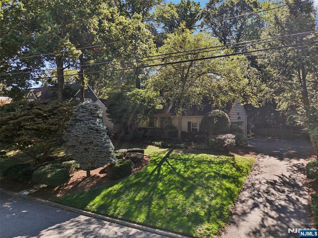 172 Ackerman Avenue
