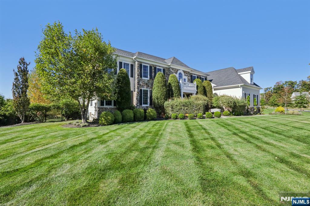 6 Northwood Drive