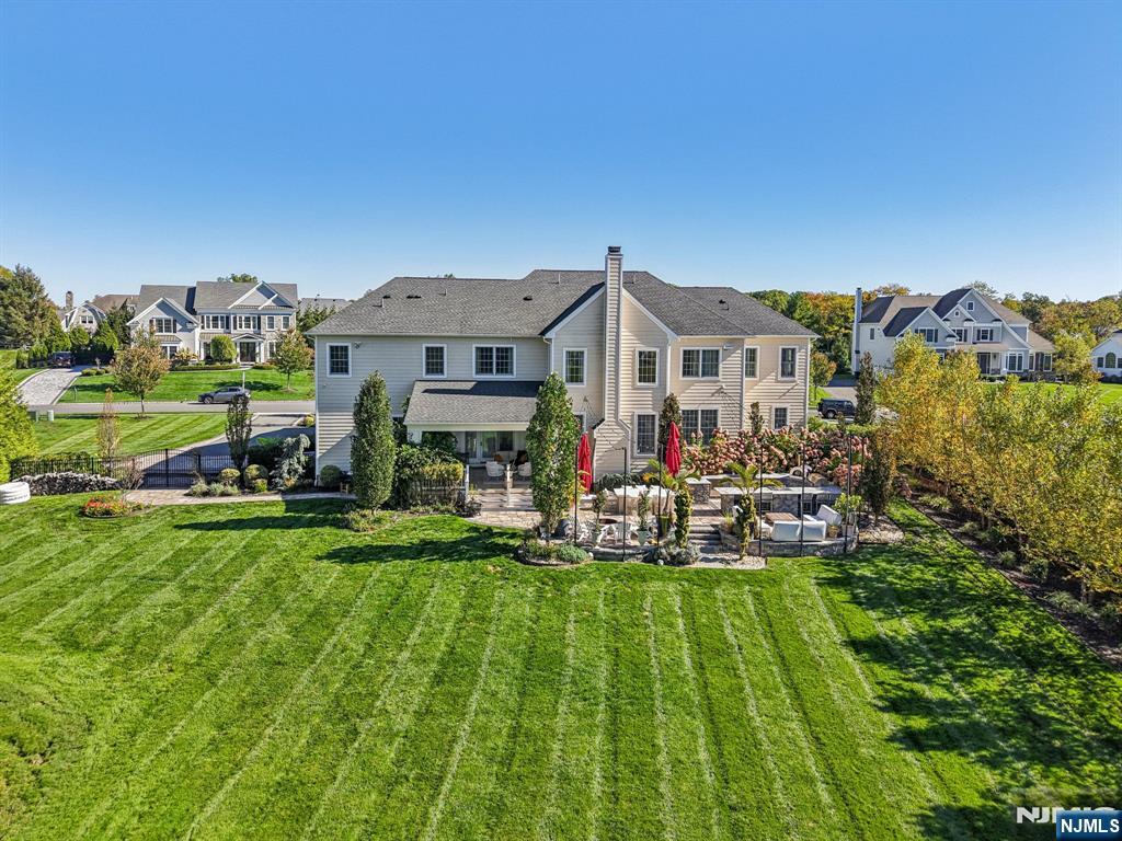 6 Northwood Drive