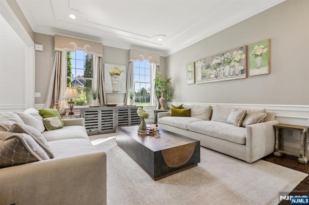 6 Northwood Drive