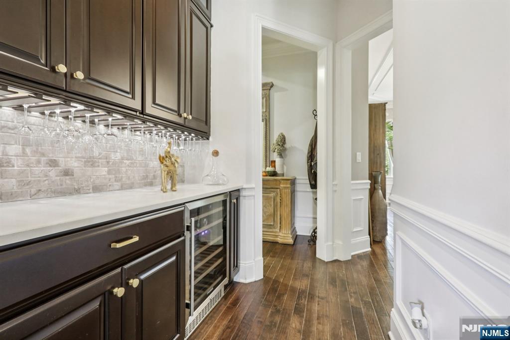6 Northwood Drive