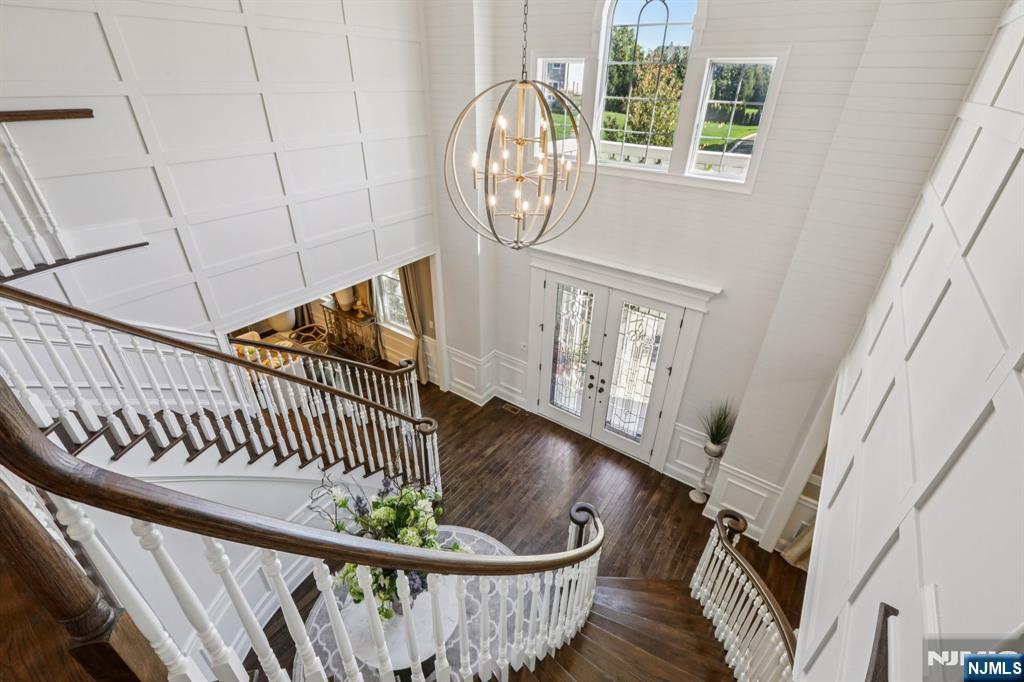 6 Northwood Drive