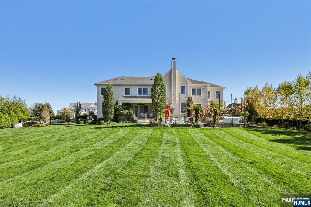 6 Northwood Drive