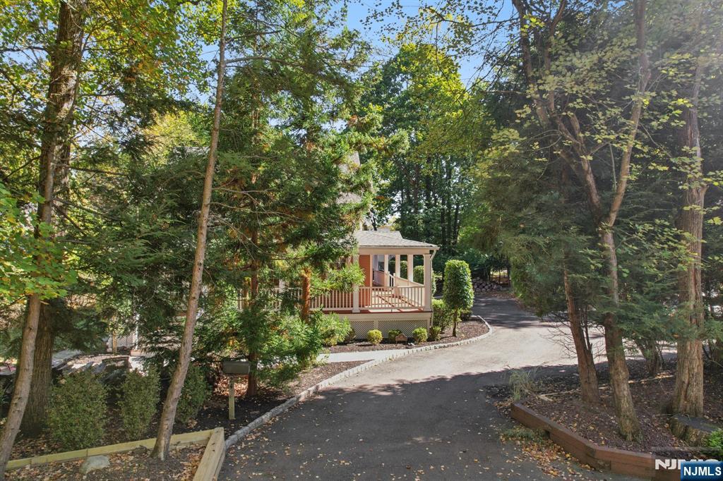 24 Scott Court