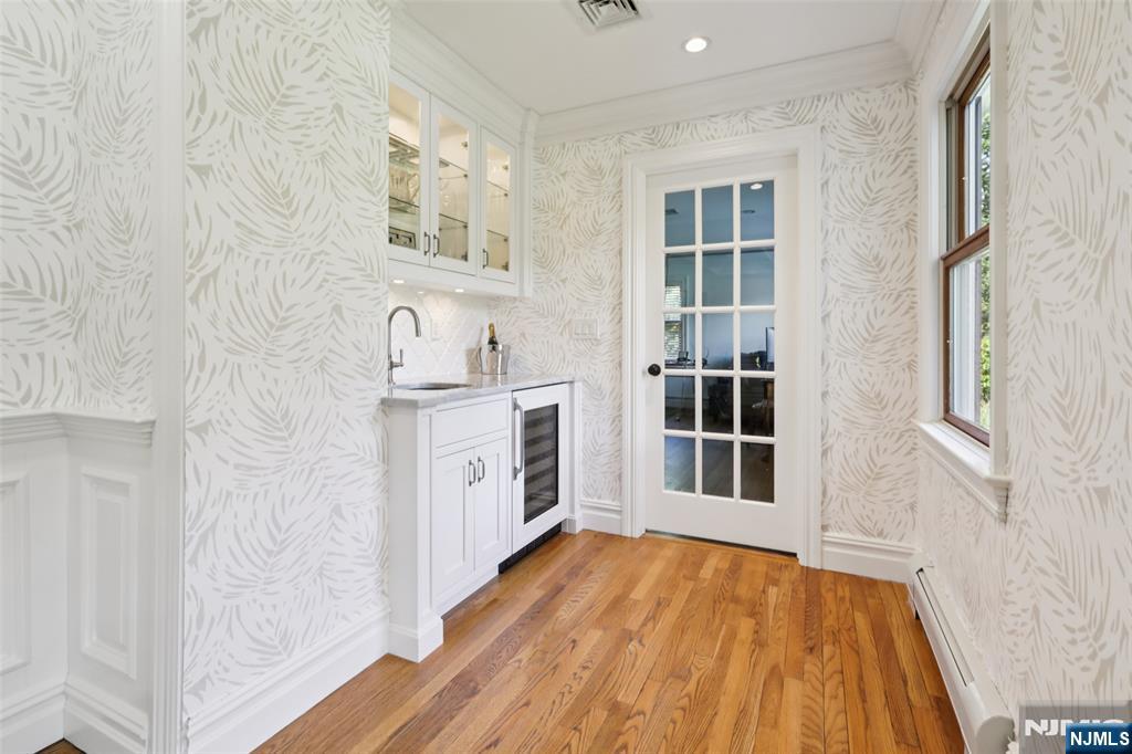 5 Academy Road