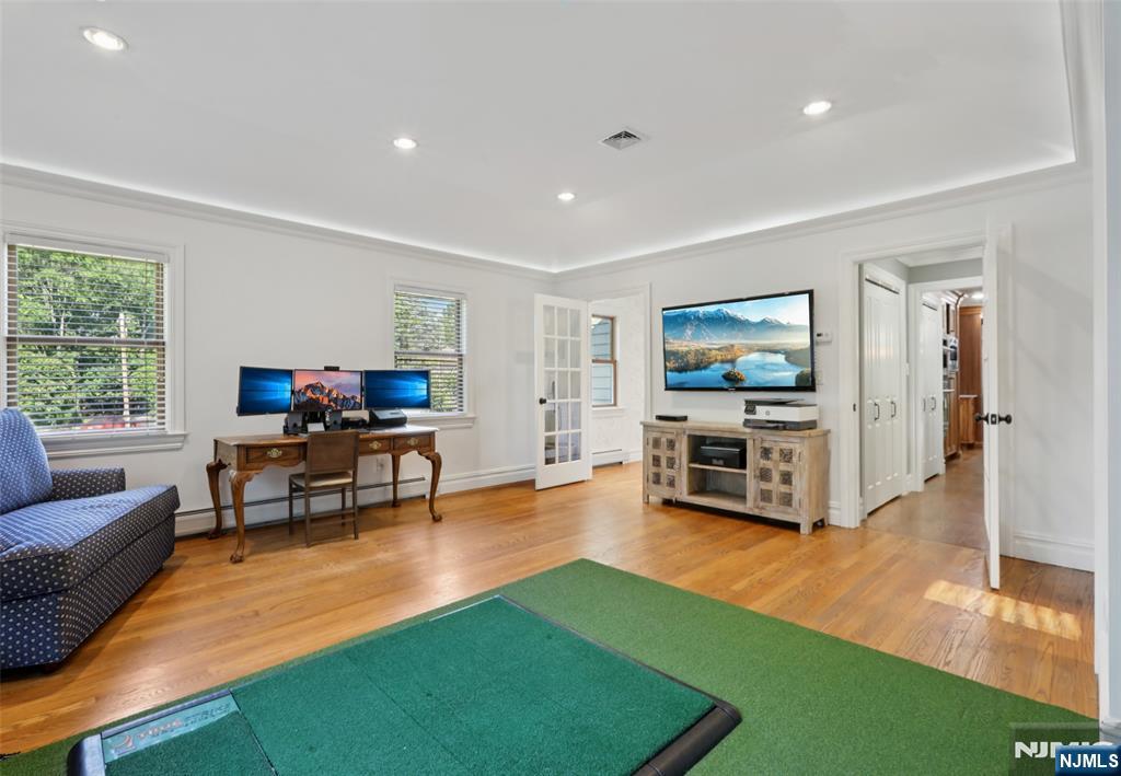 5 Academy Road