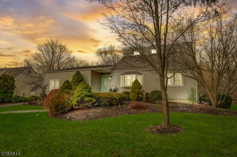 131 Hockenbury Dr