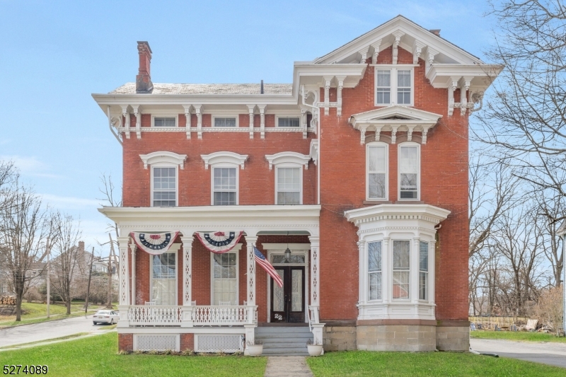22 Liberty St