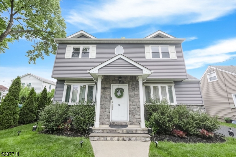 60 Elm Hill Rd