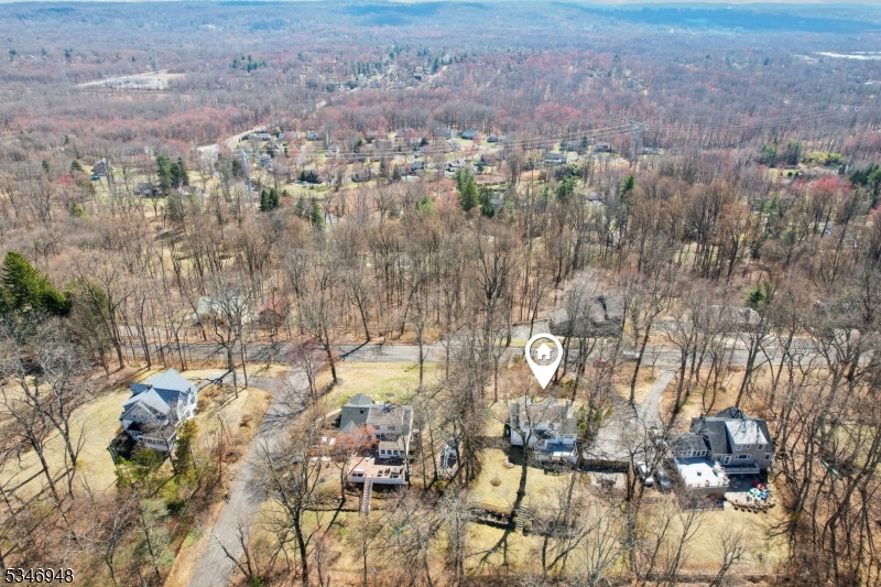 704 Long Hill Rd