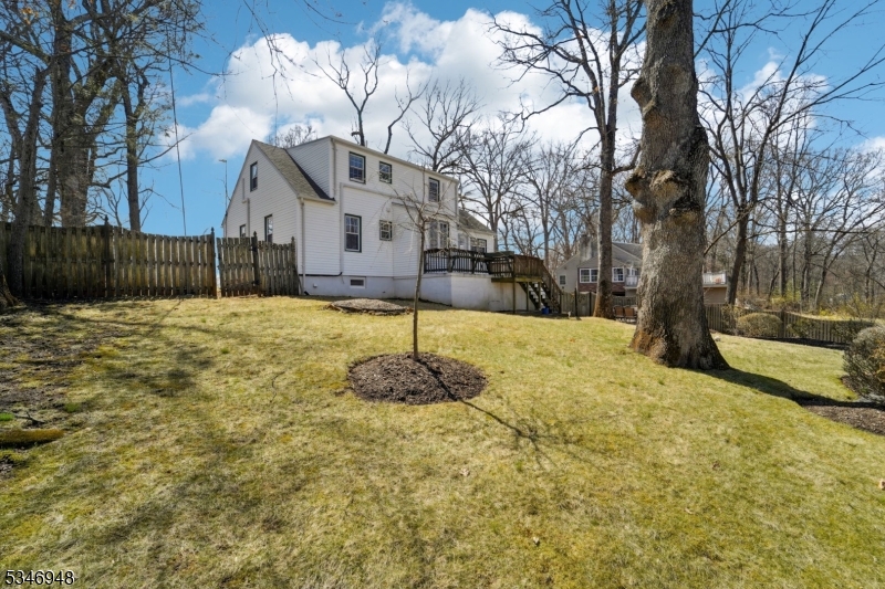 704 Long Hill Rd
