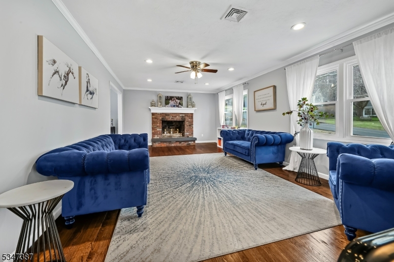 104 Summit Rd