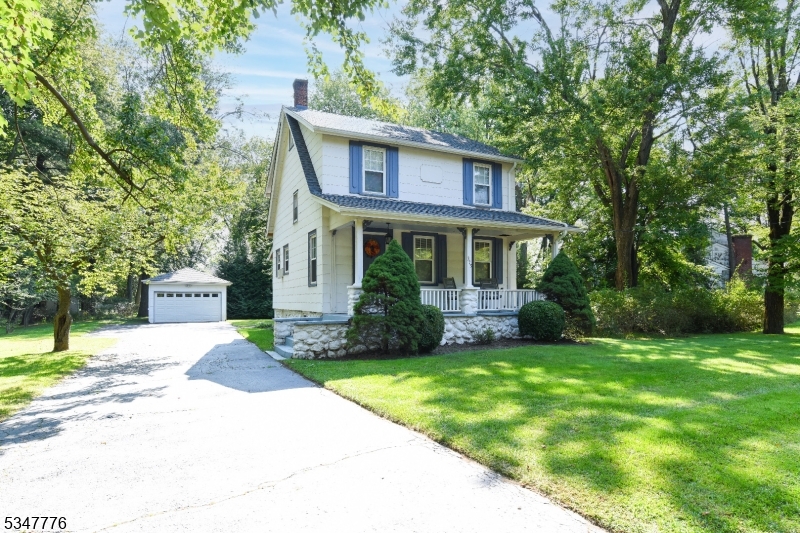 373 W Crescent Ave