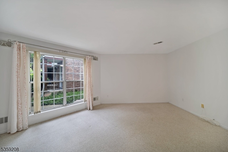 1449 Teresa Dr