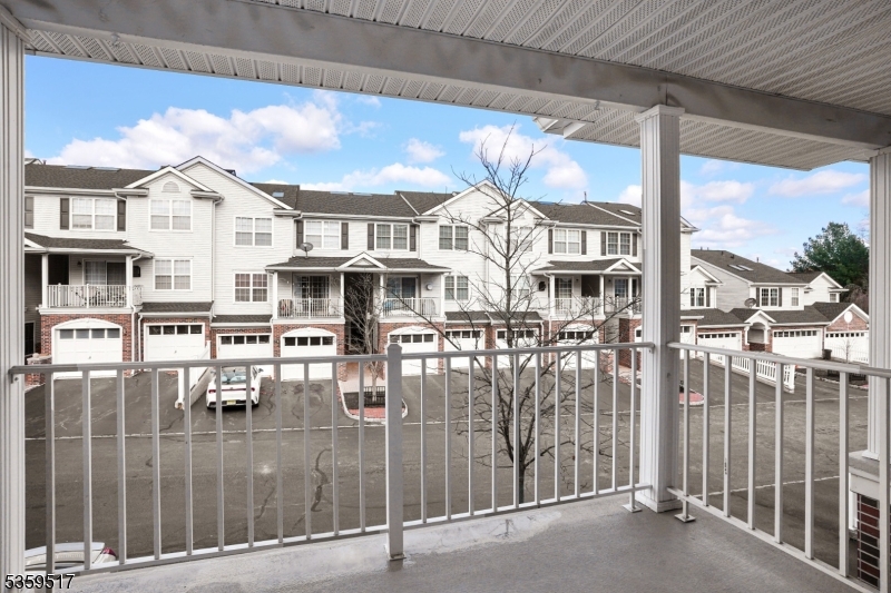 215 Sheffield Ct