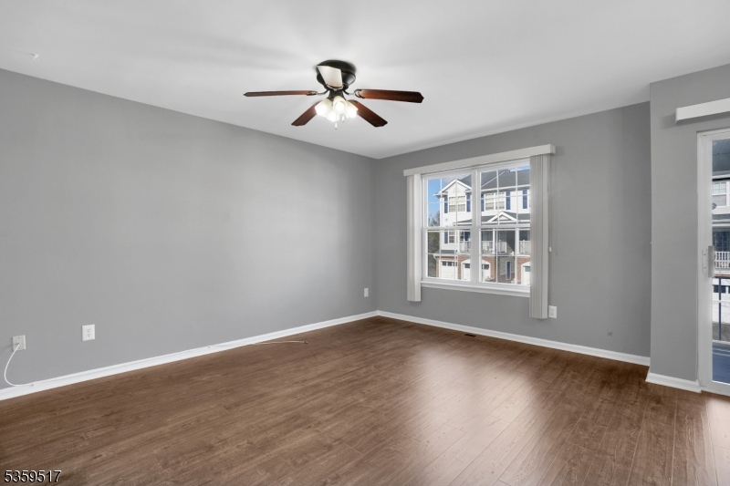 215 Sheffield Ct