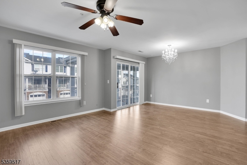 215 Sheffield Ct