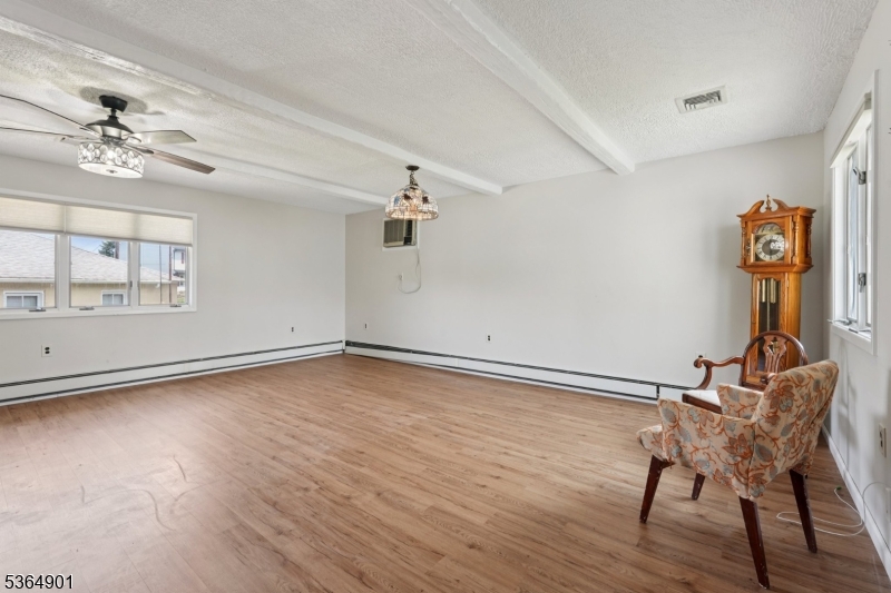 133 Catherine Ave
