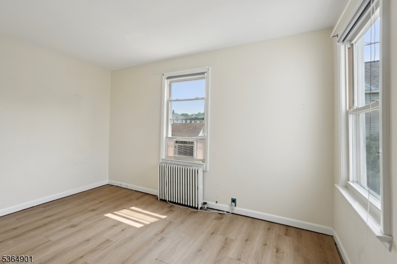 133 Catherine Ave