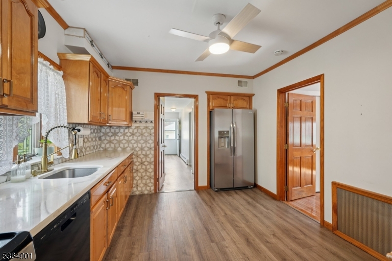 133 Catherine Ave