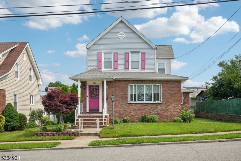 133 Catherine Ave