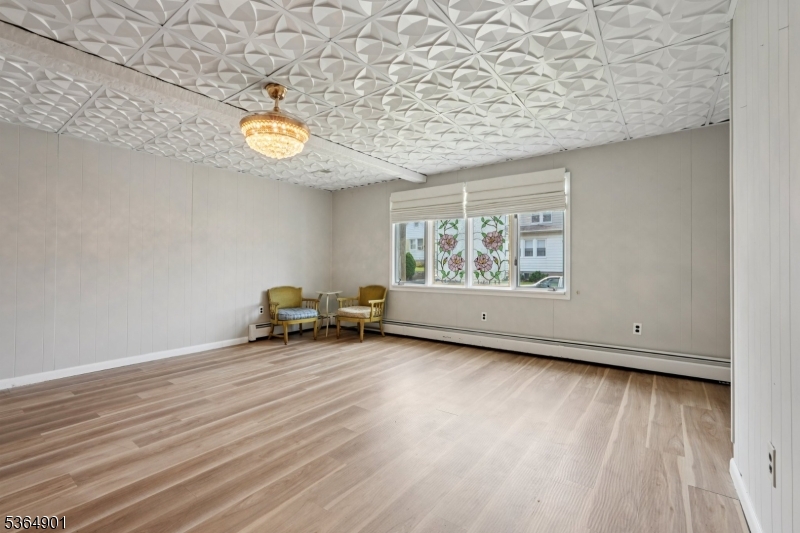 133 Catherine Ave