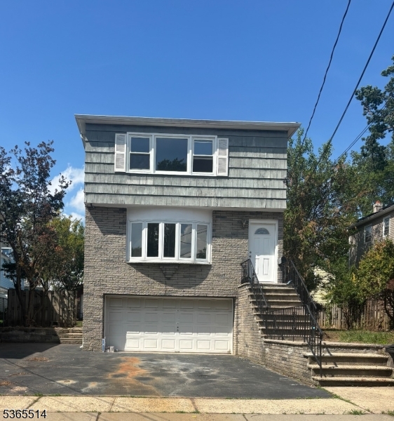 34 Warman St 2