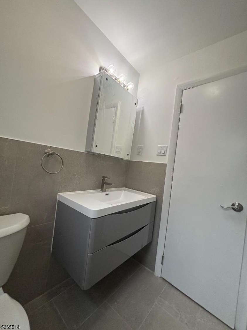 34 Warman St 2