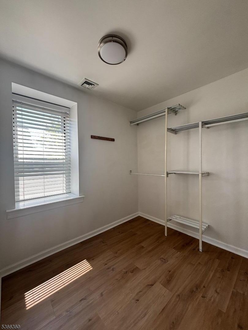 220 Main St 202