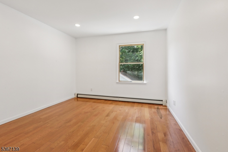 237 Wmadison Ave