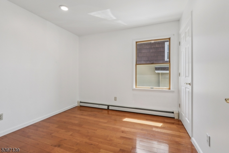 237 Wmadison Ave