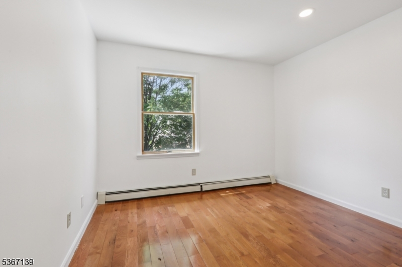 237 Wmadison Ave