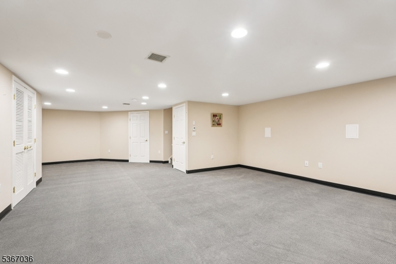 55 Hunter Rd