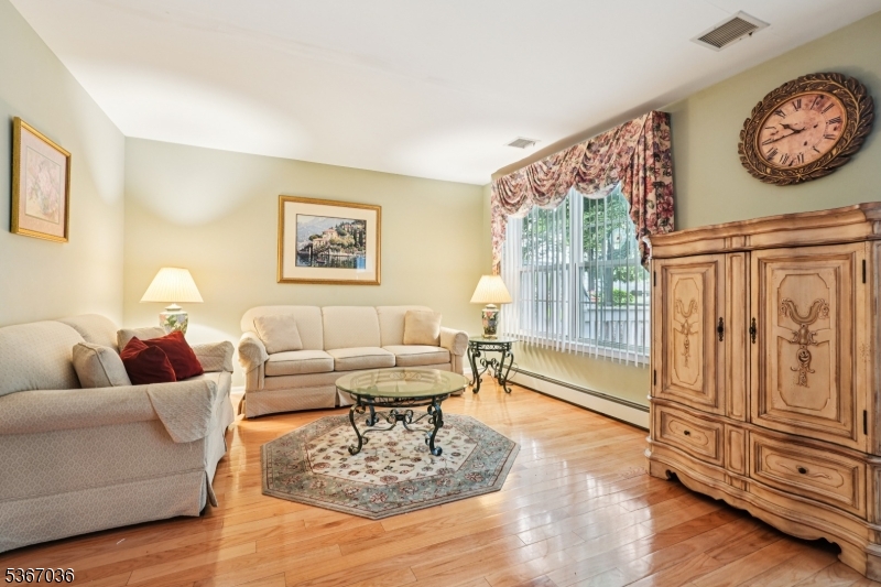 55 Hunter Rd