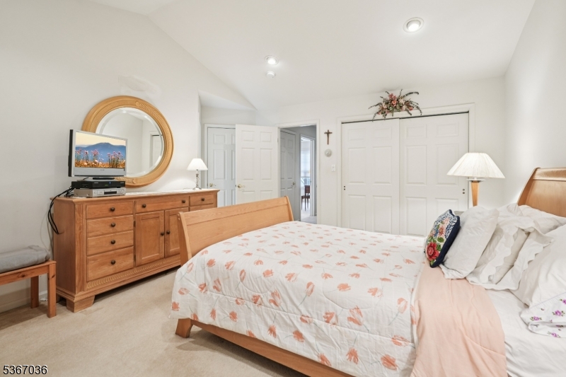 55 Hunter Rd