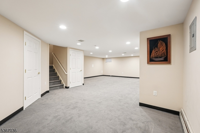 55 Hunter Rd