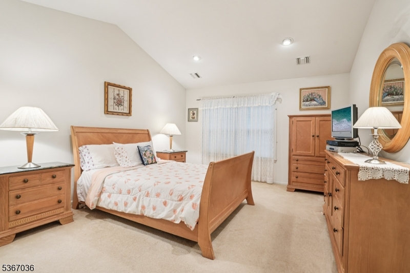 55 Hunter Rd