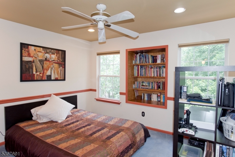 425 Diablo Ct