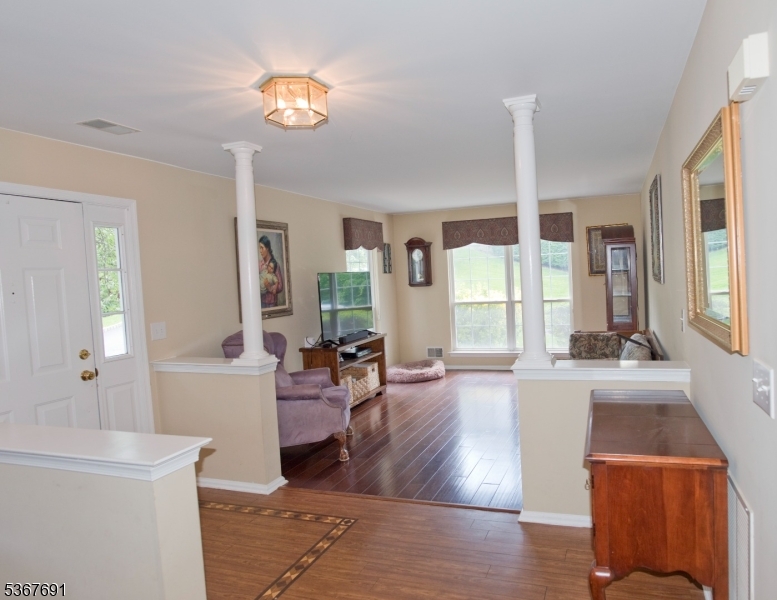 425 Diablo Ct