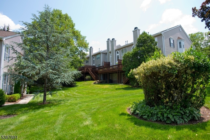 425 Diablo Ct