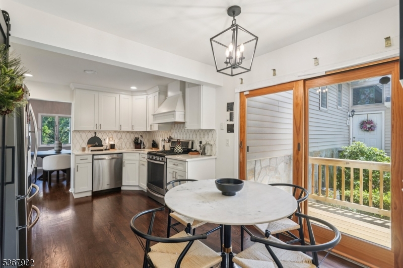 82 Davey Dr