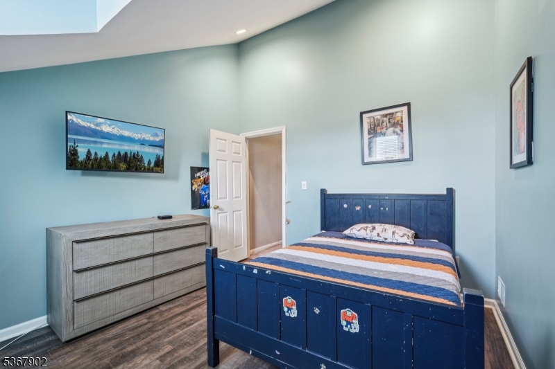82 Davey Dr