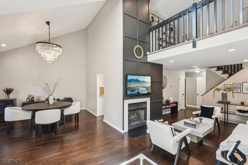 82 Davey Dr