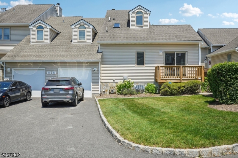 82 Davey Dr