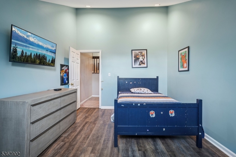 82 Davey Dr